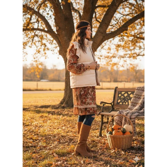 Mazik Cream Ruffle Puffer Vest Boho Fall Layering Medium - Picture 3 of 13